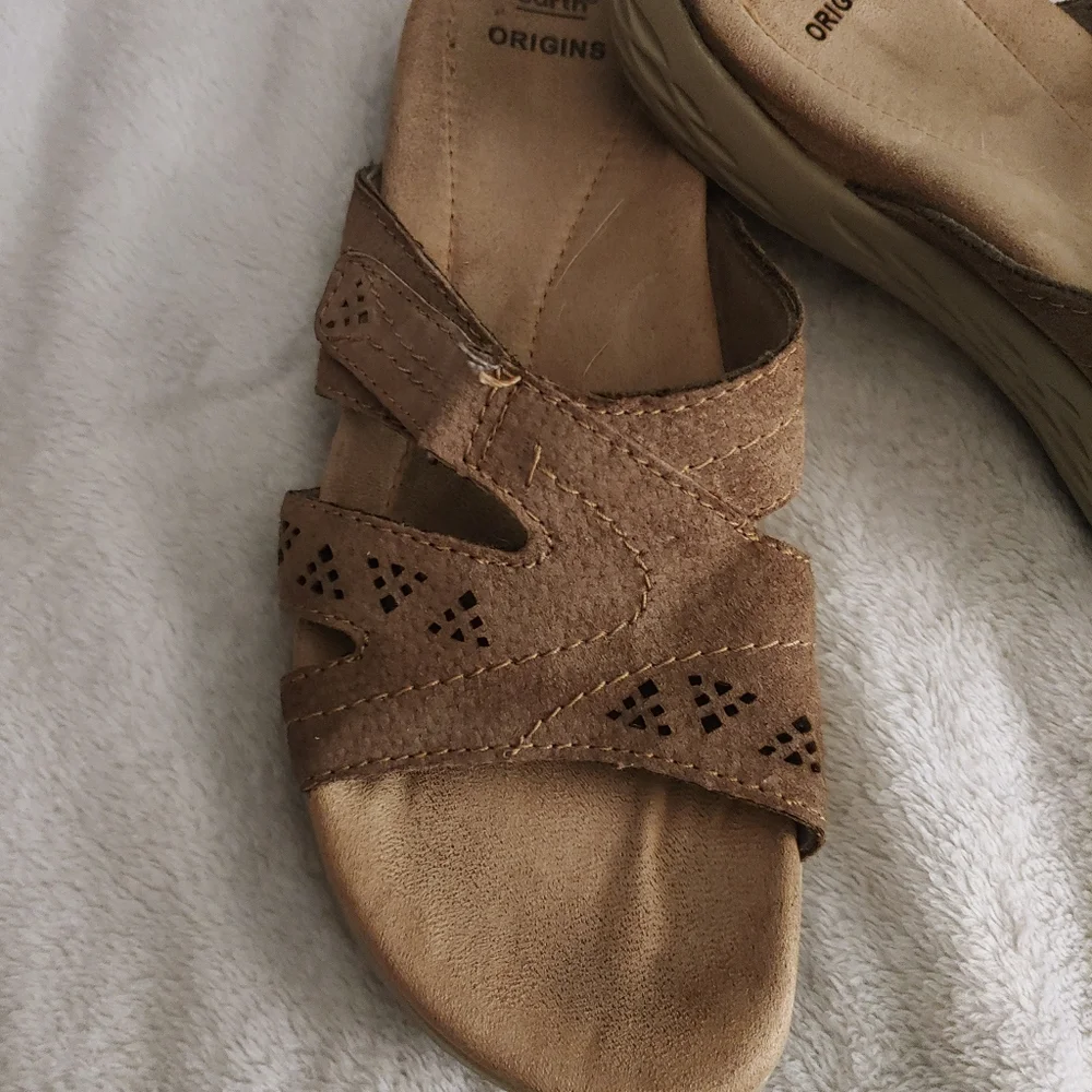 Sandals - Picture 6 of 8